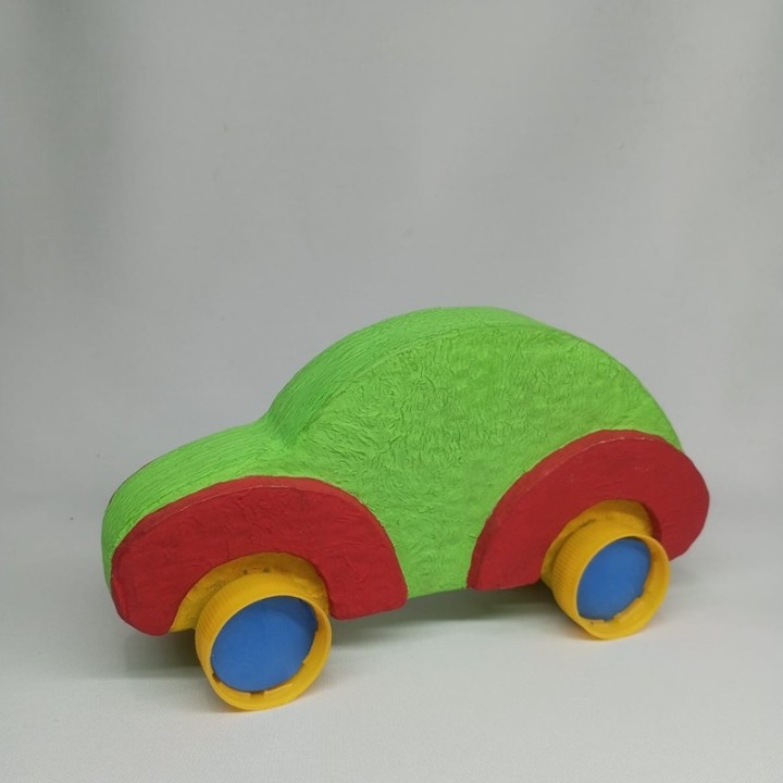 Auto Escarabajo de cartón