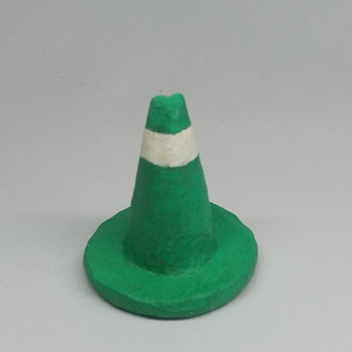 Cono tránsito de cartón